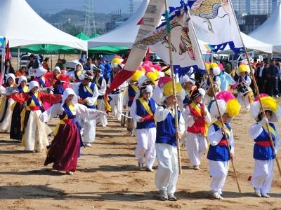 창의 116주년 제천 의병제 길놀이 썸네일 이미지